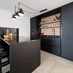 شقة Mar *